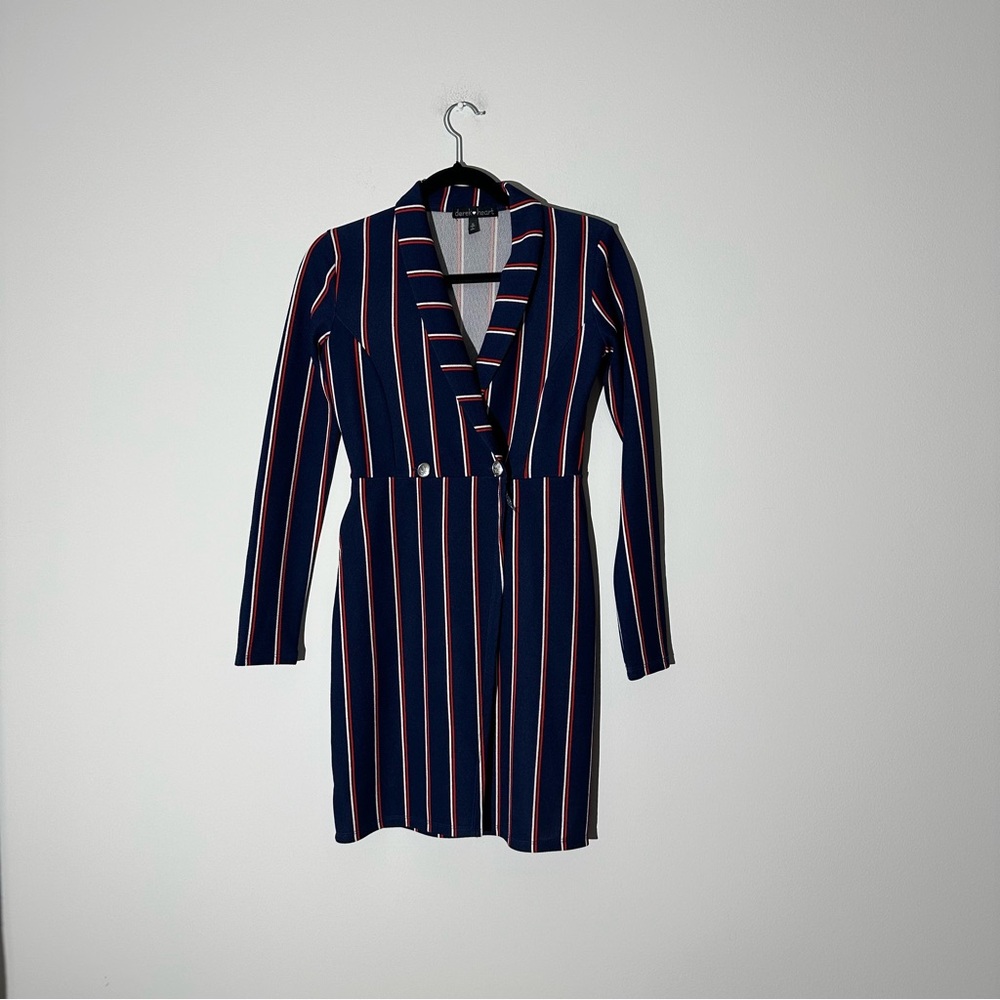 DerekHeart Striped Long Sleeve Dress
